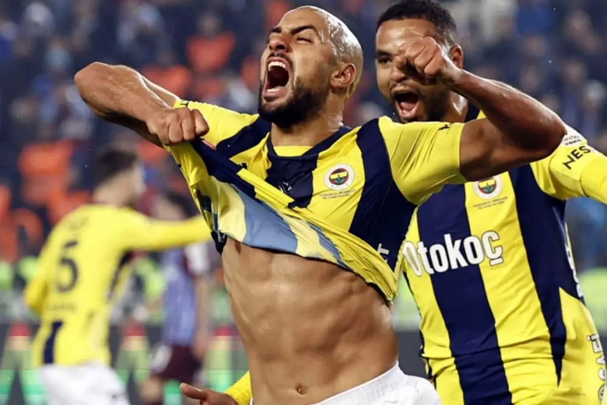 Fenerbahçe, Amrabat için gelen teklifi bir saniye bile düşünmeden reddetti