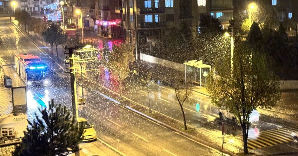 Konya’da kar kalınlığı 10 santimetreye ulaştı